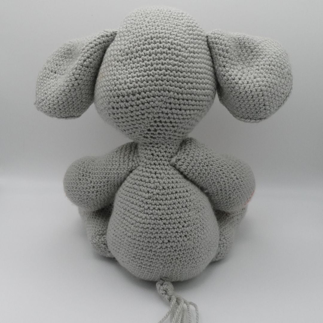 Éléphant peluche