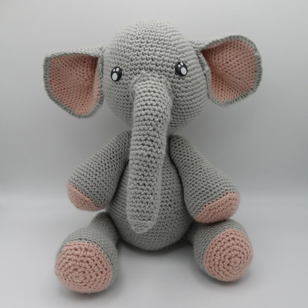 Éléphant peluche