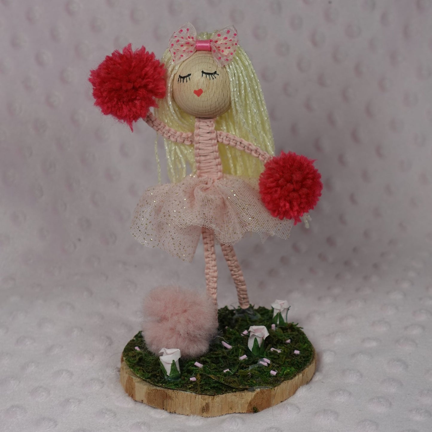 Jade pom pom girl blonde